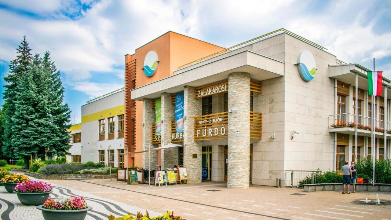 Napfeny Hotel Залакарош Экстерьер фото